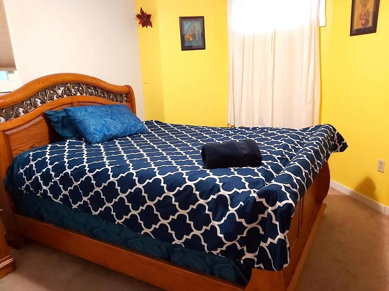 Lovely Comfy Home Private Bath In Central YYC Accommodatie bij particulieren